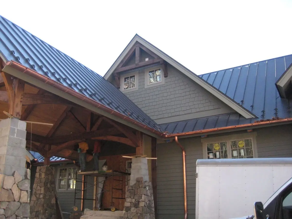 Craftsman Roofing team delivering quality roofing work in Dimond Oaks